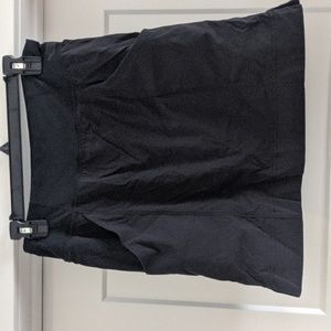 The north face black skort with pockets